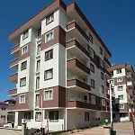 Ξενοδοχείο με διαμερίσματα Leena Τραμπζόν