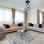 Aparthotel Leena *