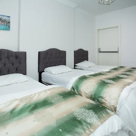 Leena Aparthotel *