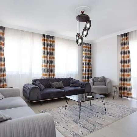 Leena شقة فندقية *